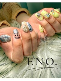 アシメニュアンスネイル