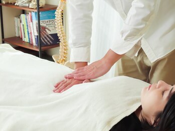 整体 イヴォル(EVOL)/施術(腹部)