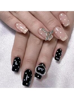 エムズ ネイルサロン(M2)/ガーリードットネイル