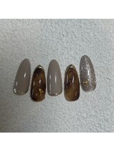 スリー(three.)/2025 秋定額ネイル　￥7700