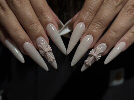 クロムネイル　担当:akari