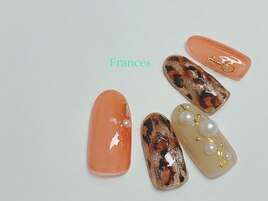 ヒョウ柄ネイル