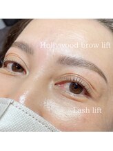 シュエットウール(Chouette Heure)/Hollywoodbrowlift×Parisienne