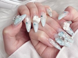 【Aina】水色ガーリーネイル