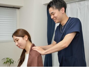 おざ鍼灸院 整体院の写真/長年の首・肩のつらさに悩んでませんか？当院の施術は継続率90％を達成☆安心してお任せください！