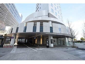 ノンバーバル みなとみらい店(NONVARBAL)/無料提携駐車場有り