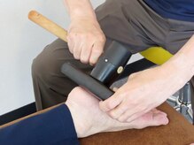 コツコツ整体/足の骨を調整