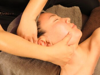 リシェス(Richesse)/フェイシャルマッサージ