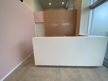 ラココ イオンタウン姫路店(LACOCO)/シンプルで良質な空間です。