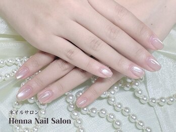 ヘンナコンス(Henna Kongs)/猫目×ビジュー、最強の組