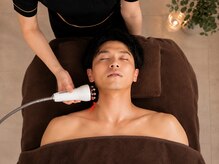 サロン ド プレジール(Salon de Plaisir)の雰囲気（固まった首肩ラインまでアプローチ。）