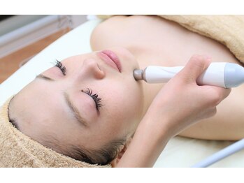 フェイシャル専門サロン ベイリーフ/ダイヤモンドピール