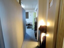 ヤスマル(YASUMARU)/施術部屋へご案内いたします♪