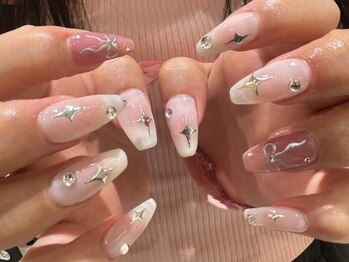 透明感チークネイル 