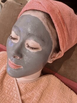 ミレボ(Me.rebo)の写真/夏の紫外線ダメージもケアできる!復元パック（磁気パック）で、鎮静&保湿◎どこから見ても美しい陶器肌に♪