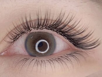 日月潭 銀座本店の写真/【5D束感ボリュームラッシュ当店人気100束6980円】自まつ毛が少ない方もボリュームを出せるのが人気の理由!