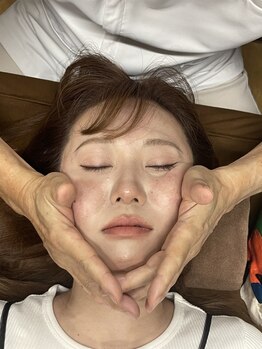 美と健康のサロン ヤスラギ(YASURAGI)/小顔矯正