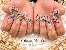 オハナ(OHANA)/カラフルパーツのキラキラネイル