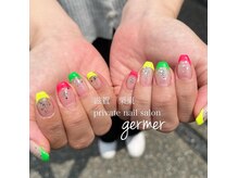 ジェルメ(germer)/ネオンフレンチで夏ネイル！