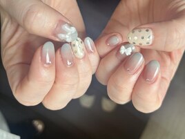 【Shiori @naka_inails】