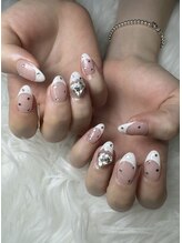 フラワーズネイル(flowers nail)/ゴージャスフレンチネイル
