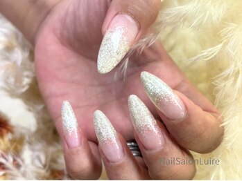 リュイール(Luire)/ラメグラデーション