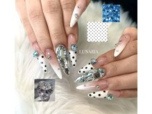 ルナリア(LUNARIA)