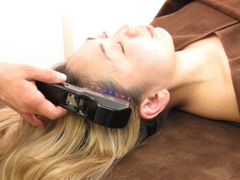 アブリール(Abrille)/デンキバリブラシ頭皮&顔ケア