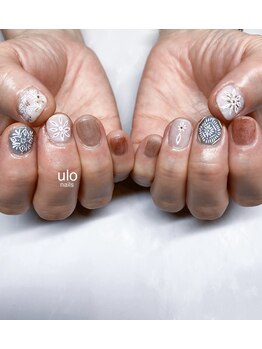 ウロネイルズ(ulo nails)/てがきタイルとレースのアート