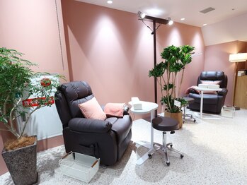 ウノプリール ネイル 茶屋町店(unopulir nail)の写真/【ハンドケア¥3300】自然な美しさを保つには、サロンでプロのお手入れを♪自爪のコンプレックスも解消◎