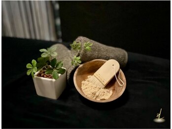 ルース(LUZ)/肌質改善に必須の玄米酵素パック