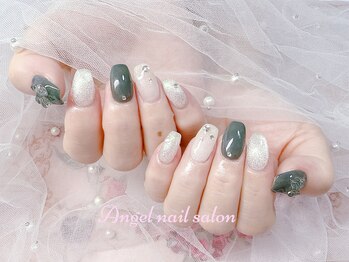 エンジェルネイルサロン(Angel nail salon)/くすみカラー緑デザイン