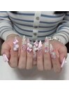 Green Nail salon