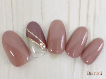 ピンクベージュネイル