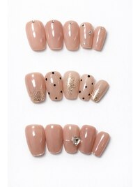 大人上品ネイルで春満開