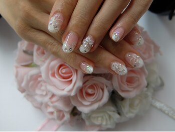 ネイルサロンミキ 横浜(MIKI)/手描きフラワーレース3Dグラデ