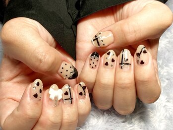 スーン(S∞N)/ハート＆リボンネイル