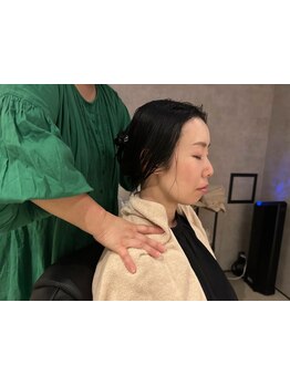 首・肩のつらさを改善したい