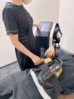 アクシア 博多駅前店(AXIA)/腹筋バキバキ