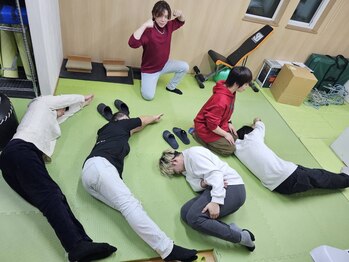 ぐぐっと/カラダで文字