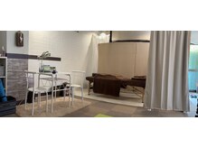 トータルボディケア うぃずの雰囲気（1ベッドであなたの貸し切りサロンのように落ちつけます）