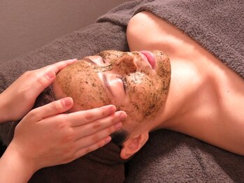 リラクゼーションサロンネロリの写真/毛穴に特化したメニューが豊富◎なかなか改善されない毛穴の黒ずみや開きなど、お悩み別に施術いたします♪