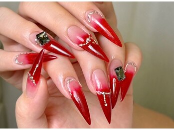 サロン ティアラ ツキジ(salon tiala tsukiji)の写真/特別な日や大切な日のネイルはお任せ下さい★高級感溢れる大人上品パーツ100種類以上あり！