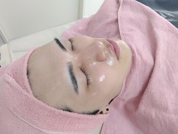 ユニクリア(Uni clear)の写真/【肌を綺麗にしたい男性が通うサロン】毛穴・シミ・たるみ・小顔・ヒゲ脱毛・初めての人歓迎