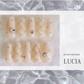 ルシア(LUCIA)