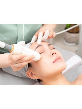 ホウレイ線・たるみ改善！予防ケア