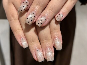 ネイル バイ ザザ 目白(Nail by ZAZA)/マグネット&ドット