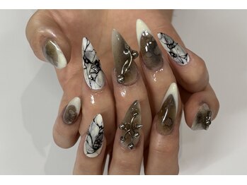 デザインネイル