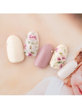 ラ カゼッタ(La casetta)/手描きボタニカルフラワーネイル