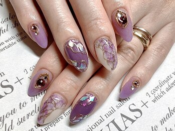 ラヴィアスプラス(LAVIAS+)/